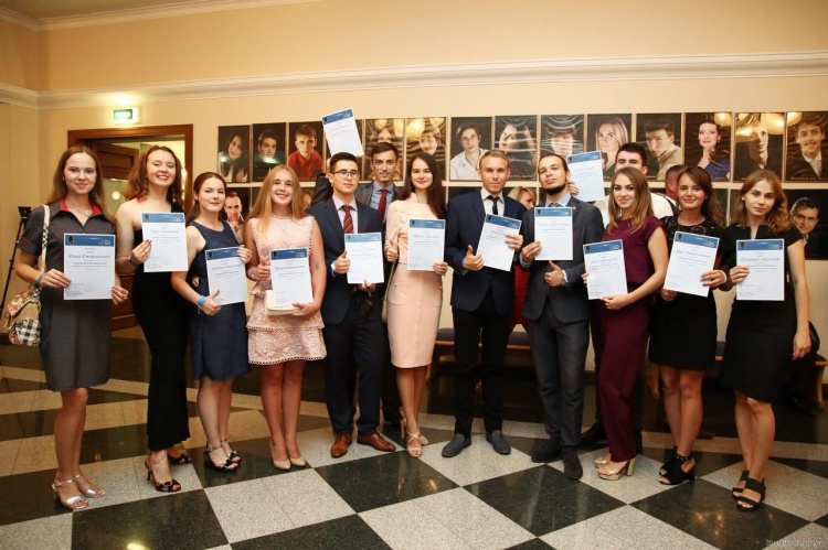 Students of the School of Medicine are scholars of the Konrad Adenauer International Foundation