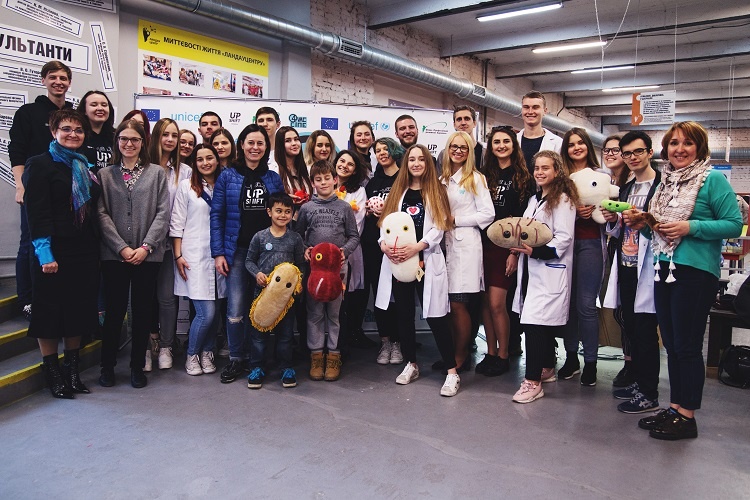 Students of the School of Medicine- organizers of the educational event "Viruses and how to win them"