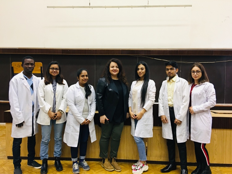As part of a research project of human anatomy were held some seminars 
