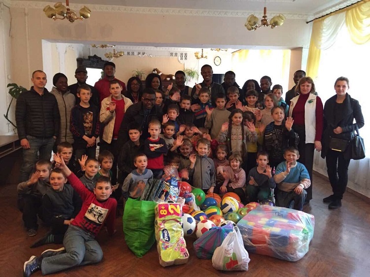 Students of the School of Medicine - organizers and participants of a charitable action for children of the Regional Children's Psychoneurological Sanatorium №1