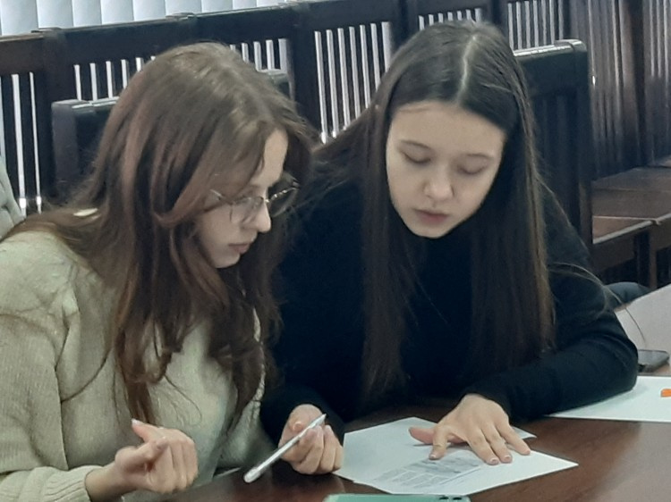 Lecture for high school students “Numbers and Figures in the World of Medicine”