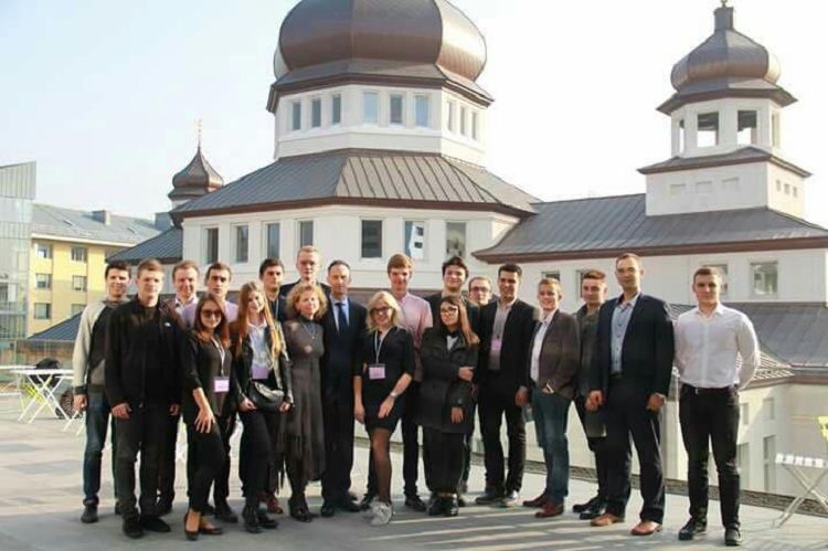 Students of the School of Medicine - participants of the event "LVIV MEDICAL WEEKEND"